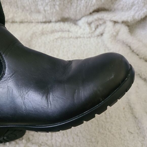 UGG Bellvue black leather sheepskin lined moto style‎ boots size 6 - Picture 8 of 12